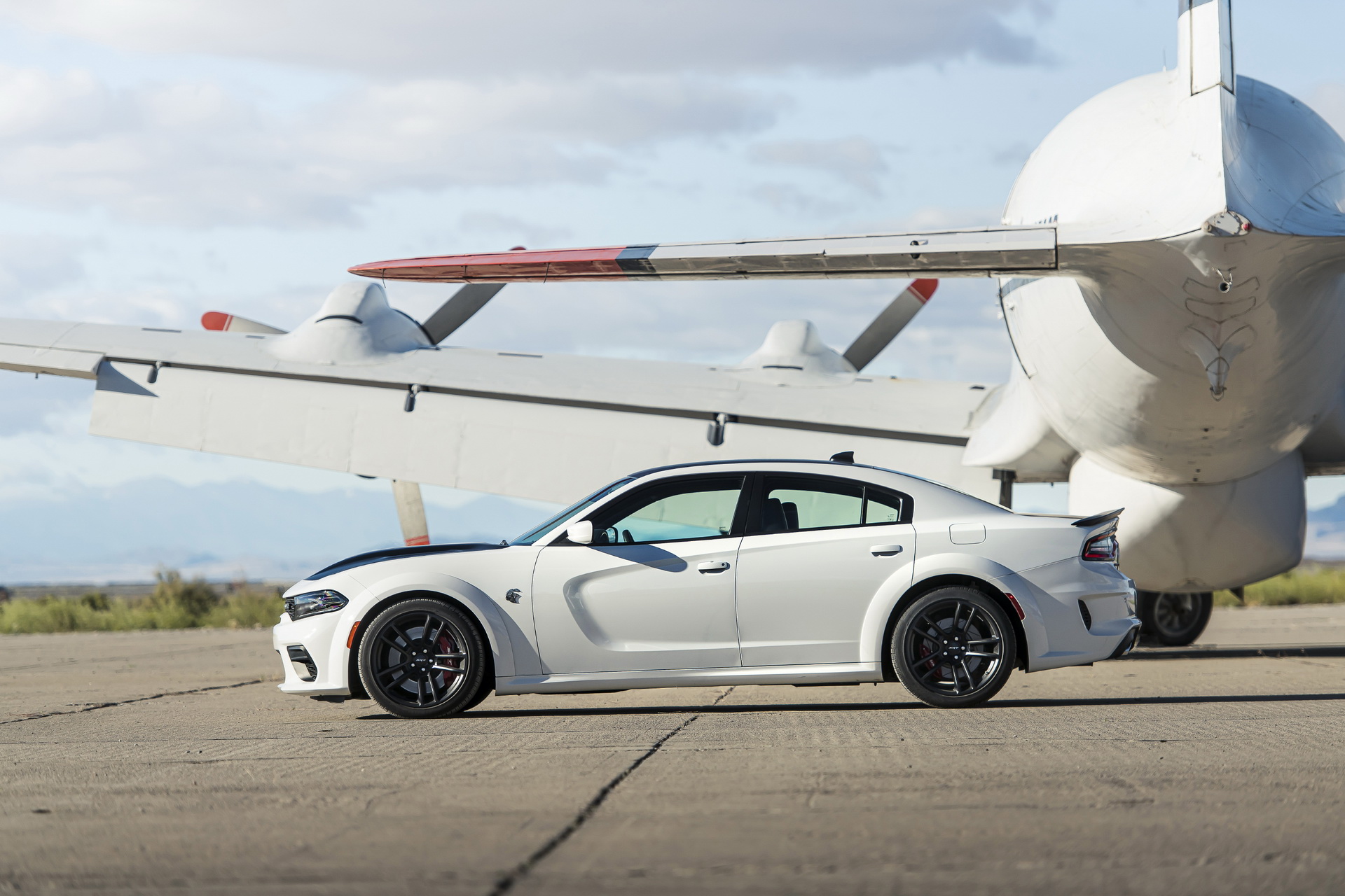 ซีดานสุดจัดจ้าน! Dodge Charger SRT Hellcat Redeye 2021 กำลังเกือบ 800 แรงม้า