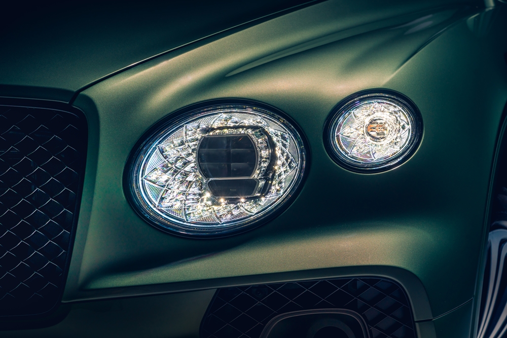 Bentley Bentayga รุ่นไมเนอร์เชนจ์ สง่างาม ร่วมสมัย พร้อมตะลุยออฟโรด