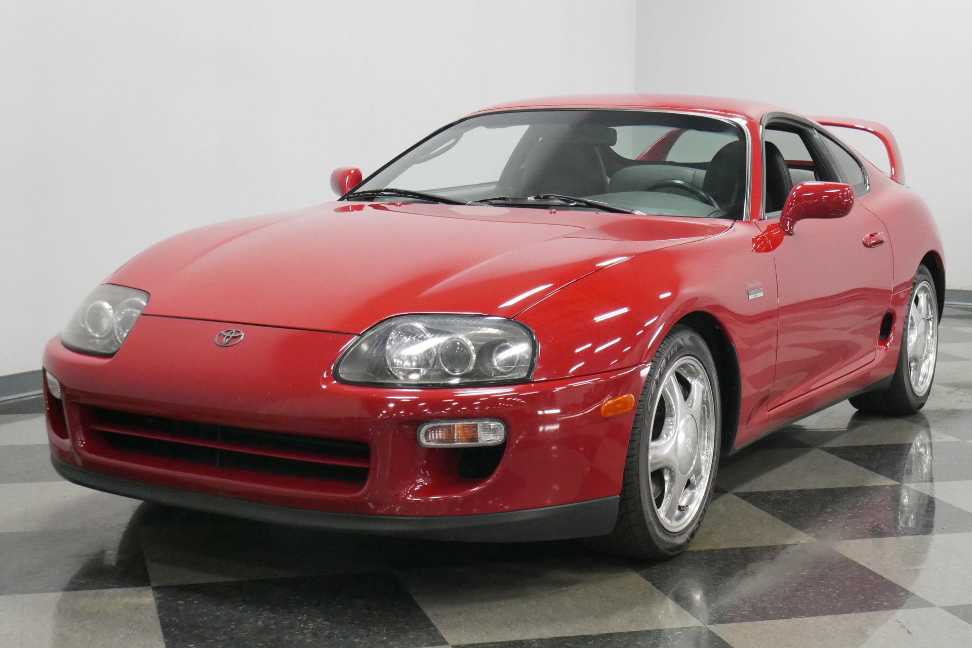 ราคาแรงไม่มีตก! ค่าตัว Toyota Supra Mk4 ปี 1997 ที่พุ่งสูงกว่ารุ่นใหม่เกือบ 2 เท่า