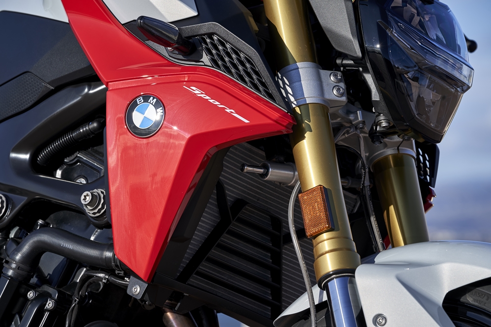 มอเตอร์โชว์ 2020 : แนะนำ BMW F 900 R และ XR บอกได้คำเดียวว่าสวยจัด!