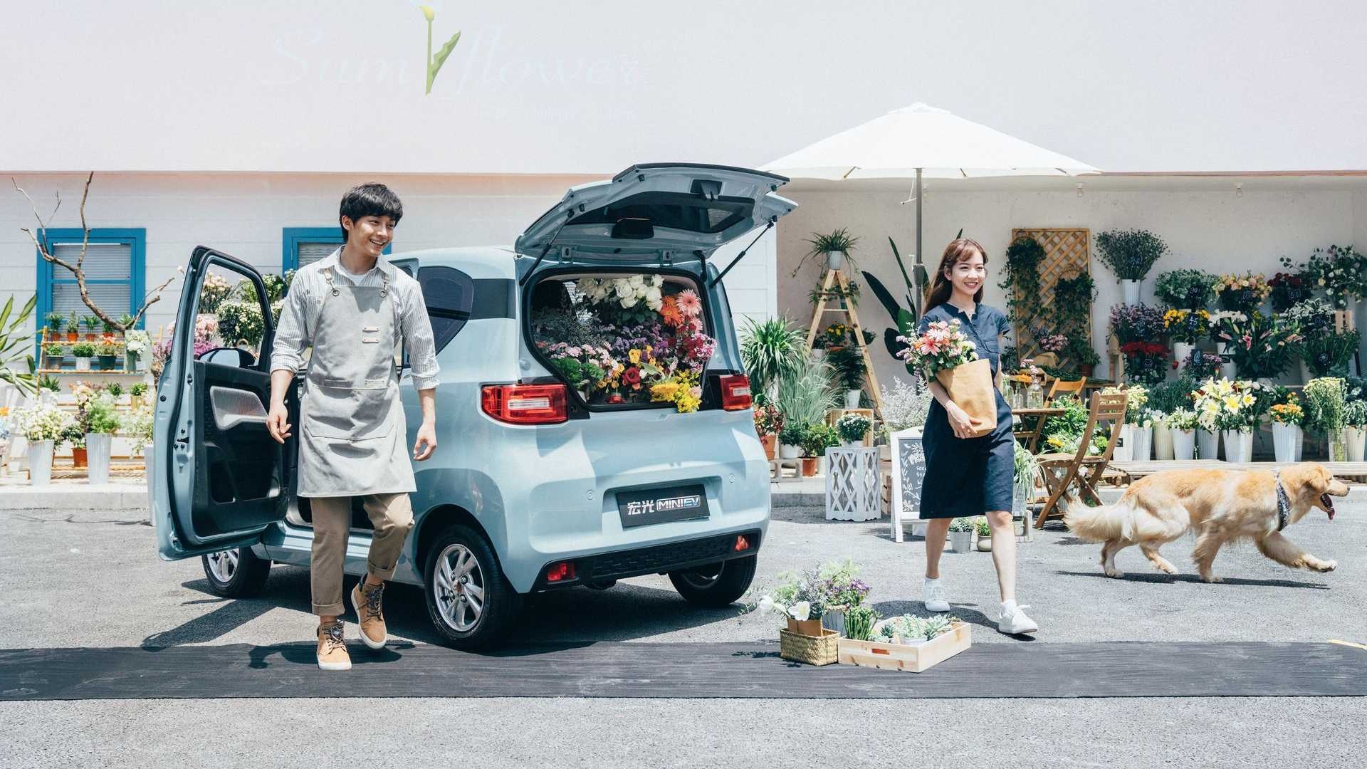 จิ๋วแต่แจ๋ว! เผยราคา Wuling Hong Guang MINI EV รถไฟฟ้า 4 ที่นั่ง เริ่ม 1.3 แสน