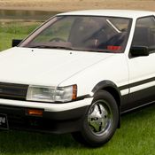 Toyota AE86 : จากตำนานรถส่งเต้าหู้แห่งเขาอากินะ สู่การเป็นรถมือสองราคาแรงในปัจจุบัน