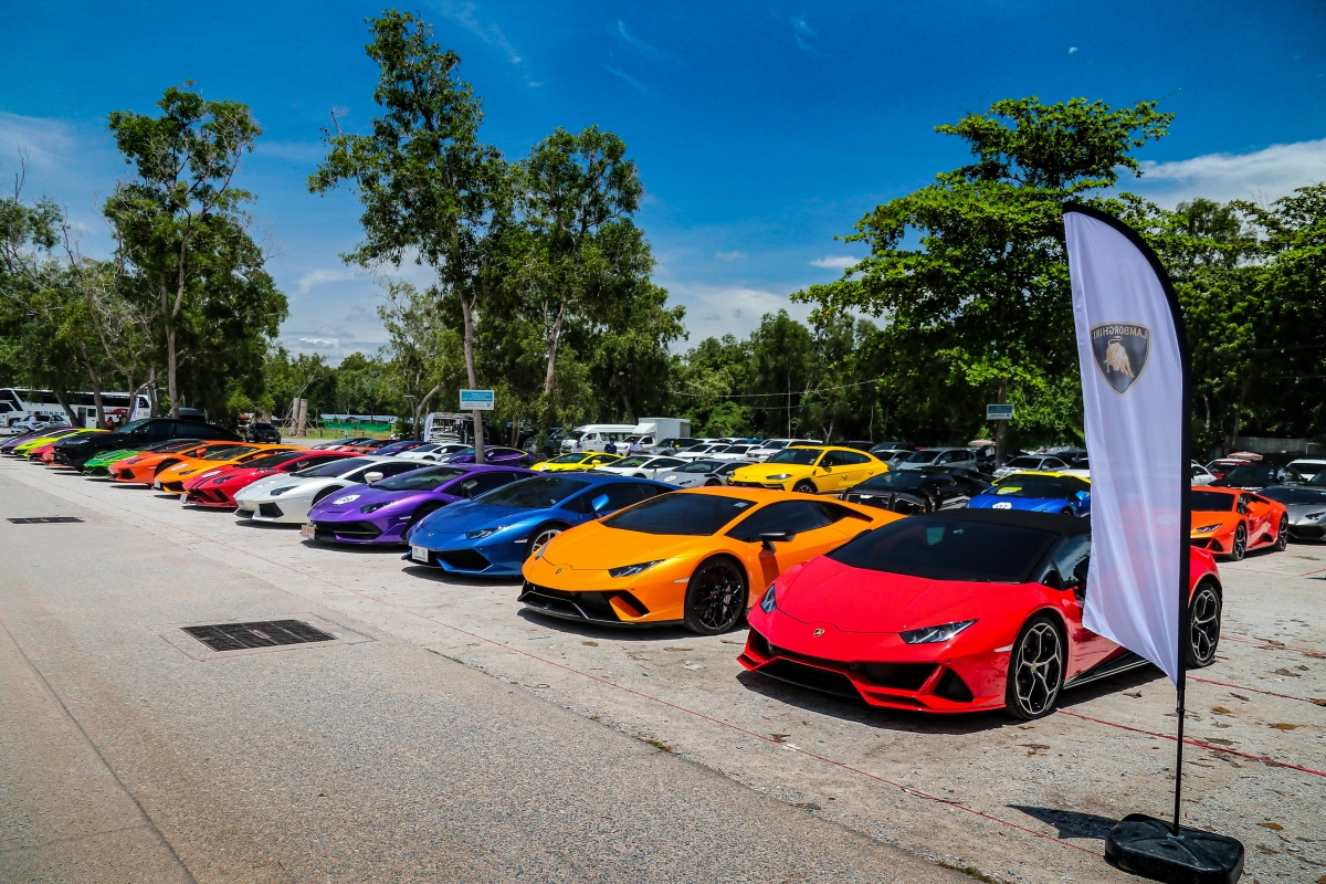 ส่องสีสันกระทิงดุกว่า 40 คันในคาราวานสุดเอ็กซ์คลูซีฟ “Lamborghini Giorno Trip”