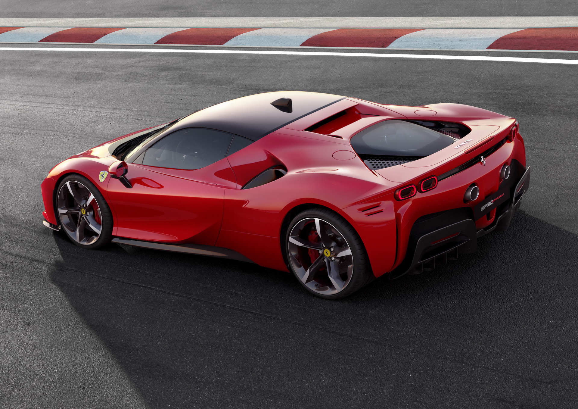 ข่าวร้ายเหล่าสาวก! Ferrari SF90 Stradale ถูกชะลอการส่งมอบจากวิกฤตโควิด-19