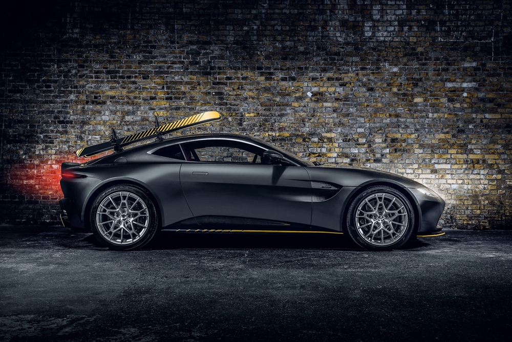 สาวก เจมส์ บอนด์ ฟิน! Aston Martin เผยรถใหม่ 2 รุ่นหรูในคอนเซ็ปต์ 007 Editions