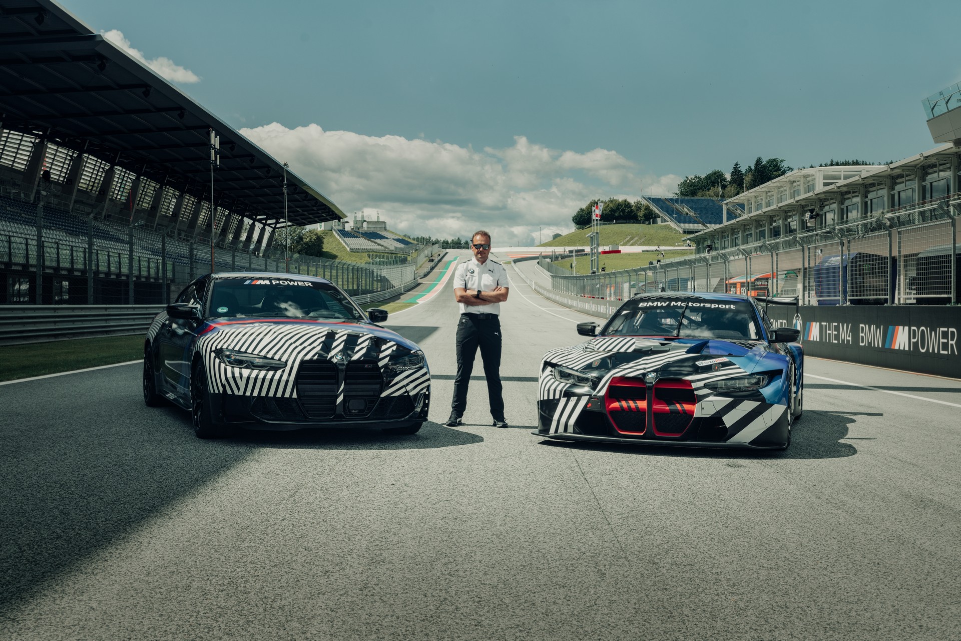 คู่หูไอคอน! เผยโฉม BMW M4 และ M4 GT3 แบบไม่เต็มคัน รอทยอยเปิดตัวเร็วๆ นี้