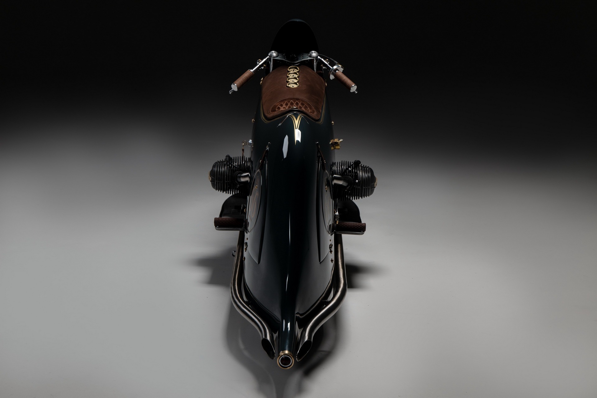 ย้อนยุคที่ทันสมัย! BMW R100 สไตล์ Steampunk จากสำนักแต่งรถชื่อดัง