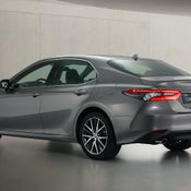 Toyota Camry Hybrid 2021