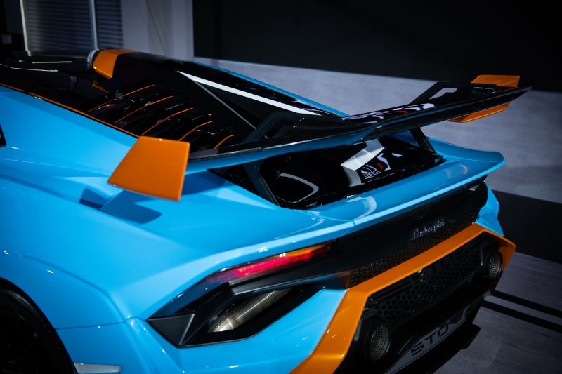 Lamborghini Huracán STO 2021