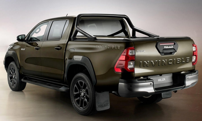 Toyota Hilux Invincible X