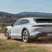 Porsche Taycan Cross Turismo 2021