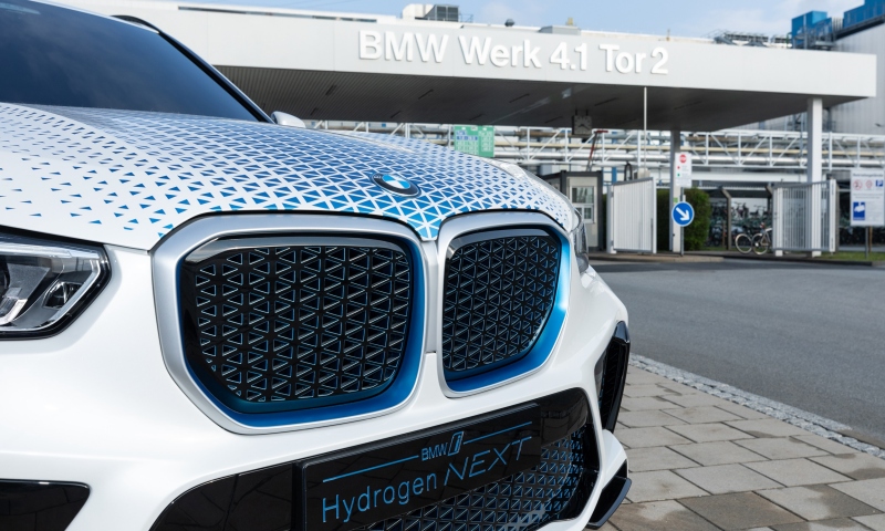 BMW i Hydrogen NEXT