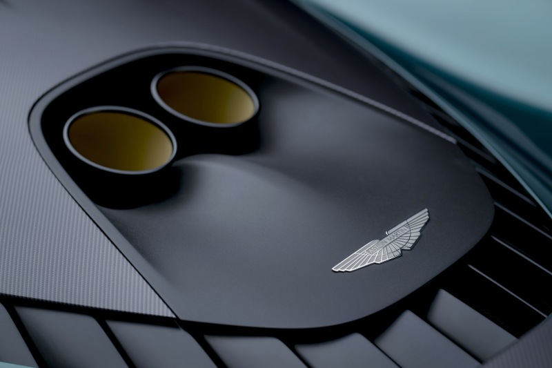 Aston Martin Valhalla 2022