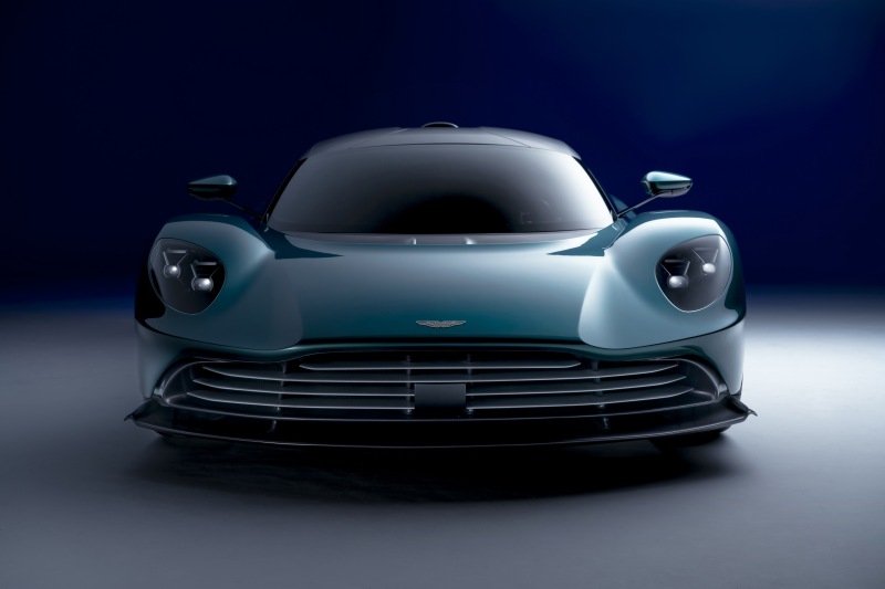 Aston Martin Valhalla 2022