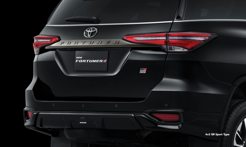 Toyota Fortuner GR Sport 2021