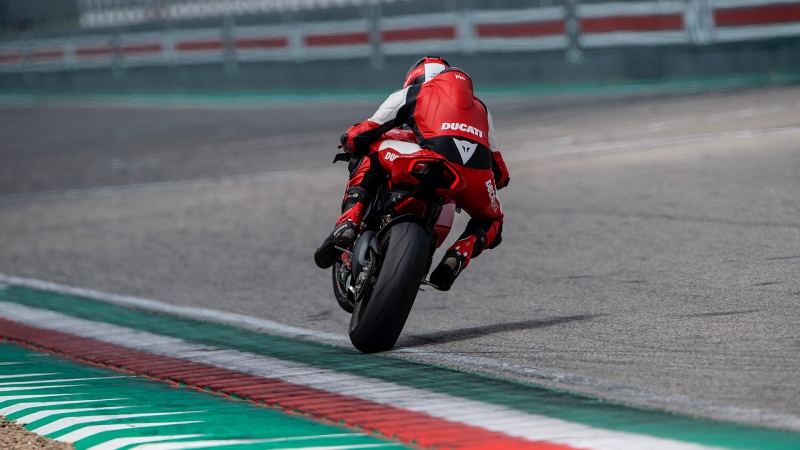 Ducati Panigale V4S