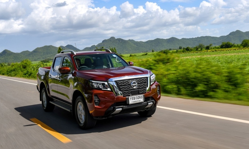 Nissan Navara D-Cab Calibre E 7AT