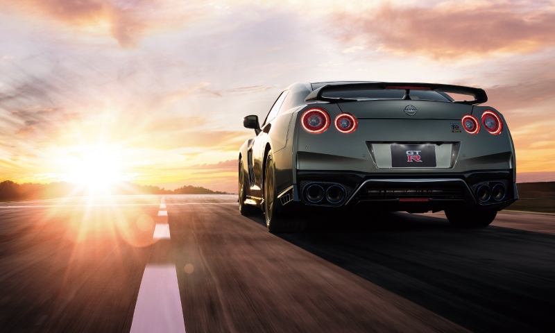 Nissan GT-R Premium Edition T-spec และ GT-R Track Edition Engineered by NISMO T-spec