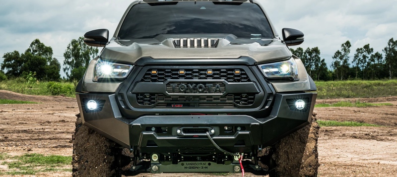 Toyota Hilux Revo - RADBUMPER