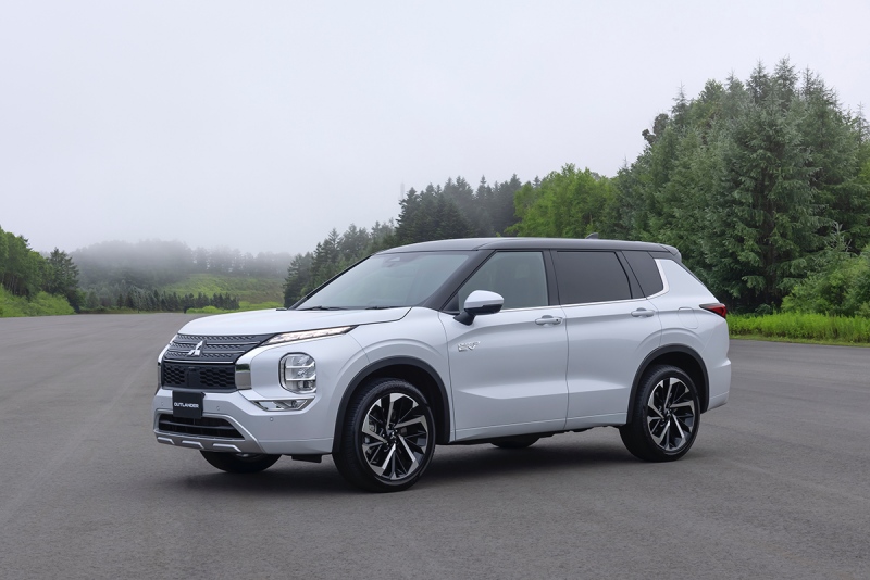 All-new Mitsubishi Outlander PHEV 2022