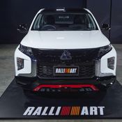 Mitsubishi Pajero Sport Ralliart 2022