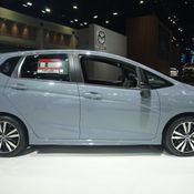 Honda Jazz 2022 สีเทา Sonic Gray Pearl