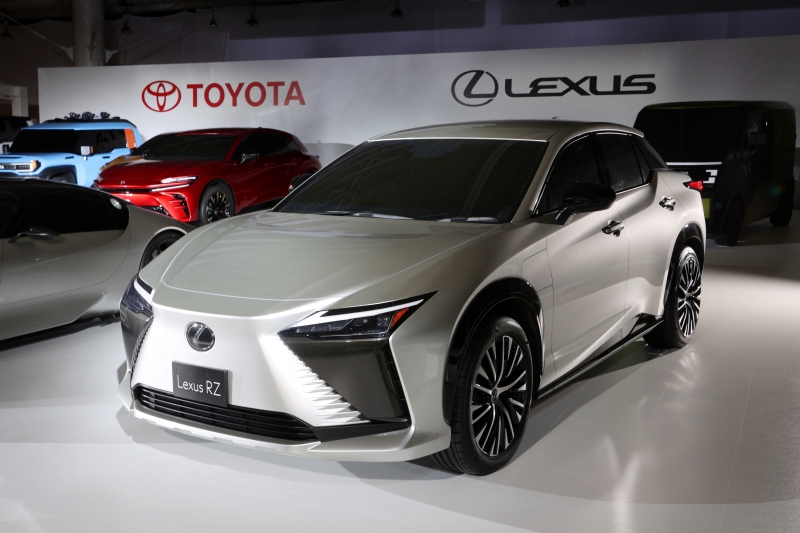 Lexus ev deals