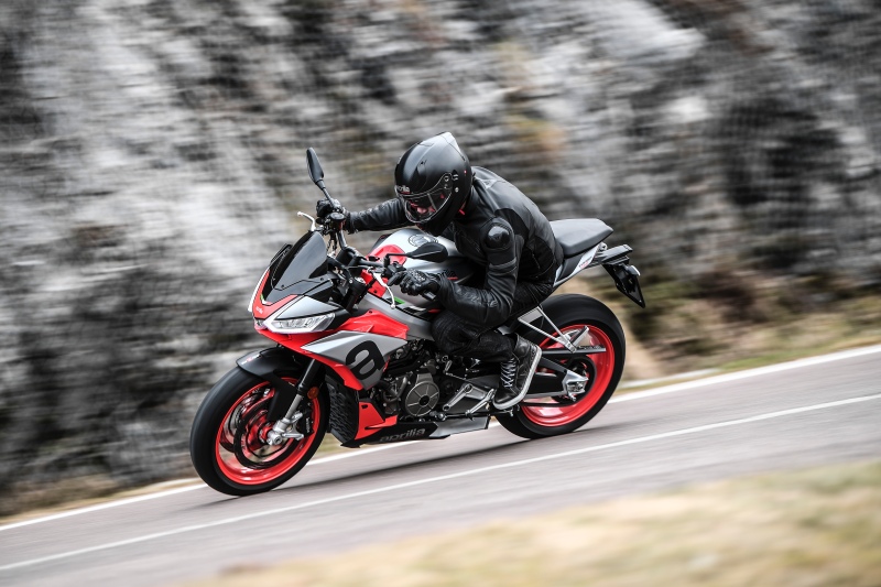 Aprilia Tuono 660