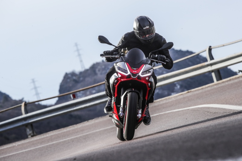 Aprilia Tuono 660