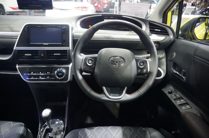 Toyota Sienta 2022