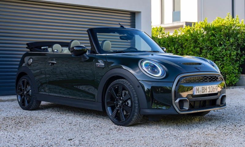 MINI Cooper S Convertible Resolute Edition