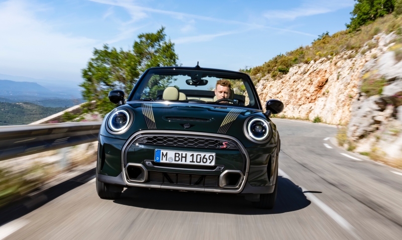 MINI Cooper S Convertible Resolute Edition