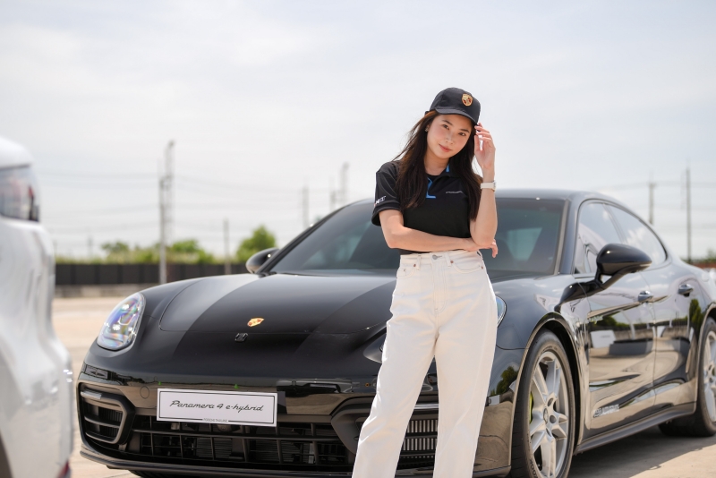 Porsche Driving Experience 2022