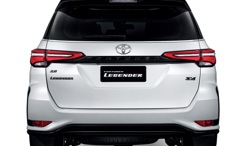 Toyota Fortuner LEGENDER 2022 รุ่นฉลองครบรอบ 60 ปี