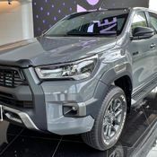 Toyota Hilux REVO-D Rocco รุ่น 60 ปี สีเทา Laminated Grey