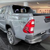 Toyota Hilux REVO-D Rocco รุ่น 60 ปี สีเทา Laminated Grey