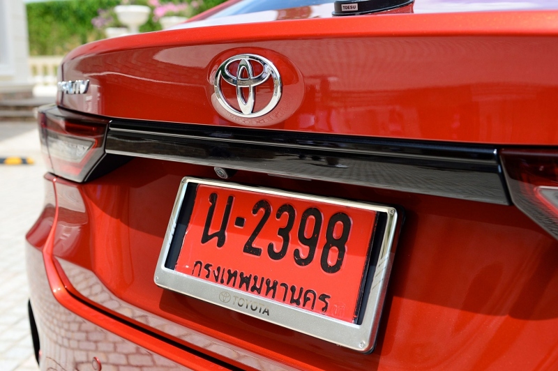 Toyota YARIS ATIV