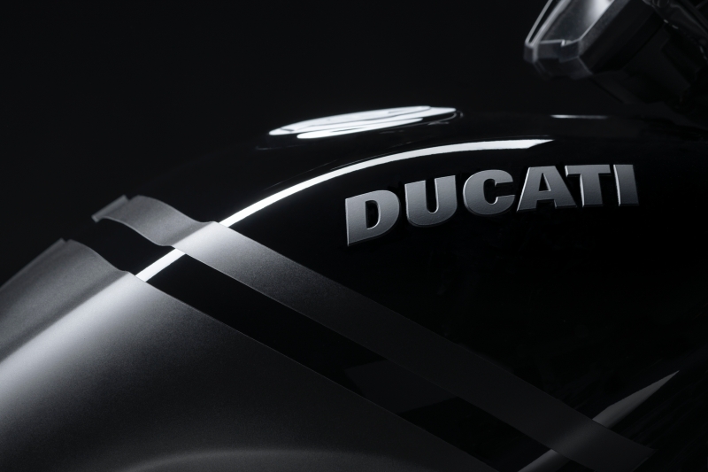 Ducati XDiavel Nera