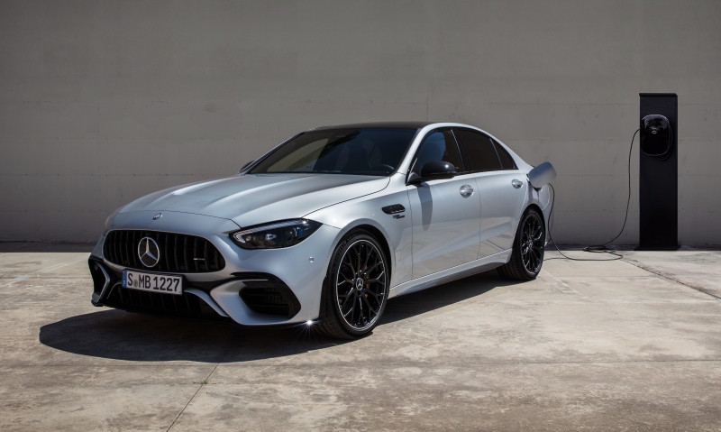 Mercedes-AMG C 63 S E Performance