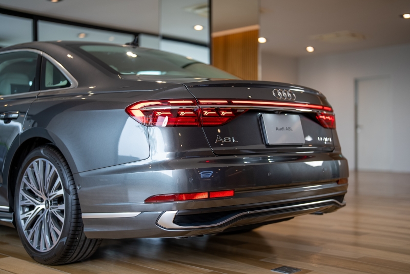 Audi A8 L 55 TFSI quattro Prestige S line