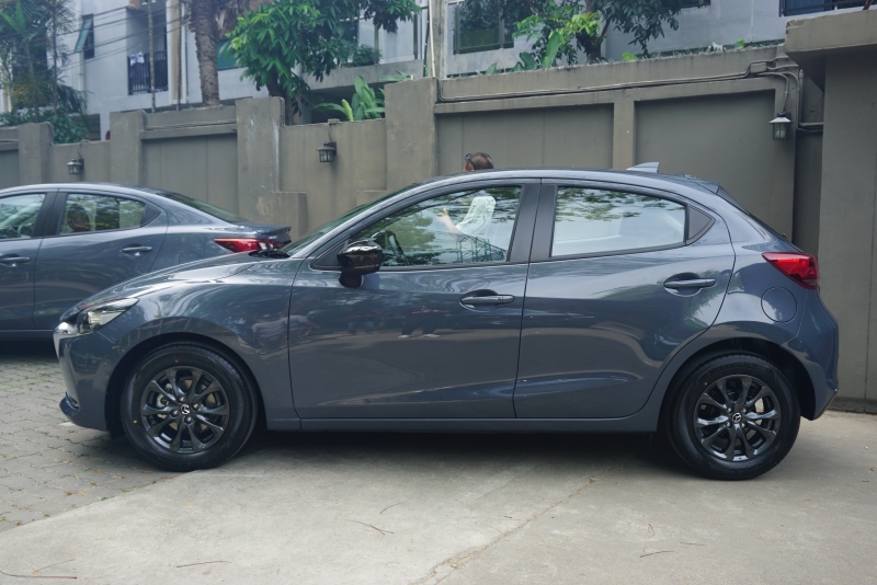 Mazda2 Carbon Edition 2023