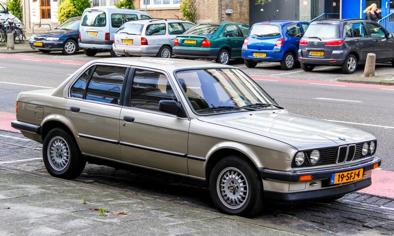 BMW 3 Series E30