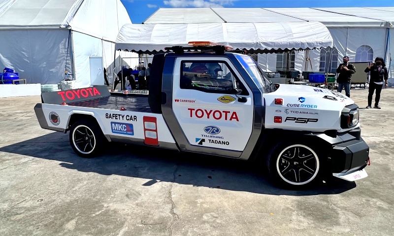 Toyota IMV 0
