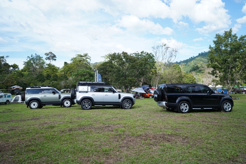 Land Rover Defender 130