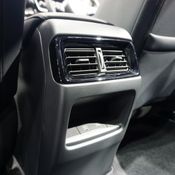 Honda CR-V รุ่น EL 4WD (7 ที่นั่ง) 