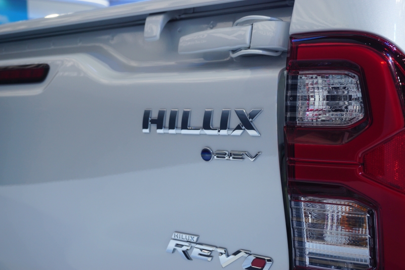 Toyota Hilux REVO BEV Concept