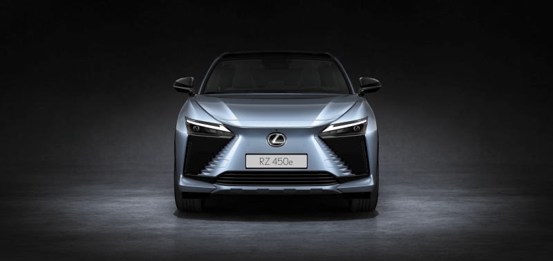 Lexus RZ 450e