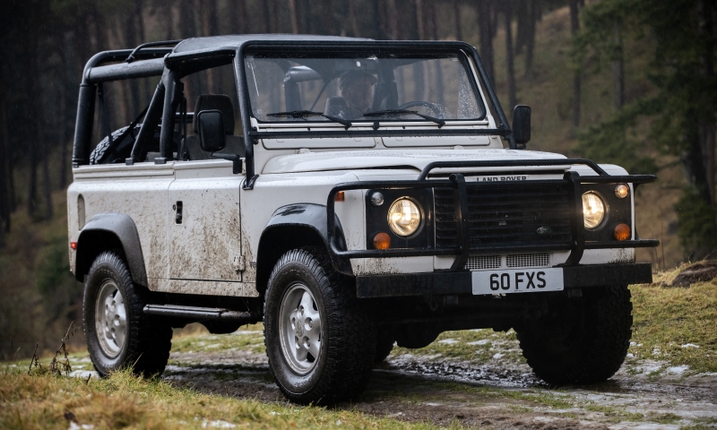 Land Rover Defender