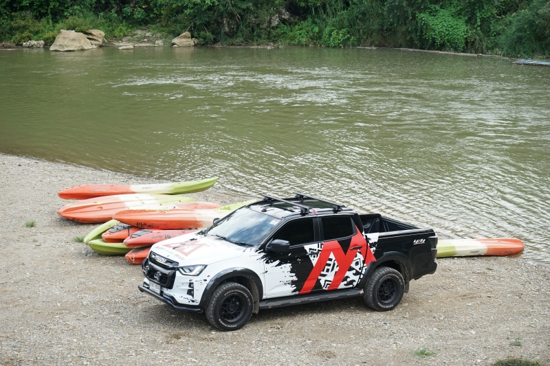 Isuzu V-Cross 4x4 Master Of All Roads…ลุยท้าโลก