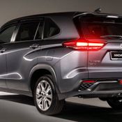 Toyota Innova ZENIX 2024 เวอร์ชันมาเลเซีย